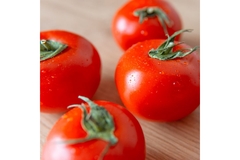 Image Four tomatoes